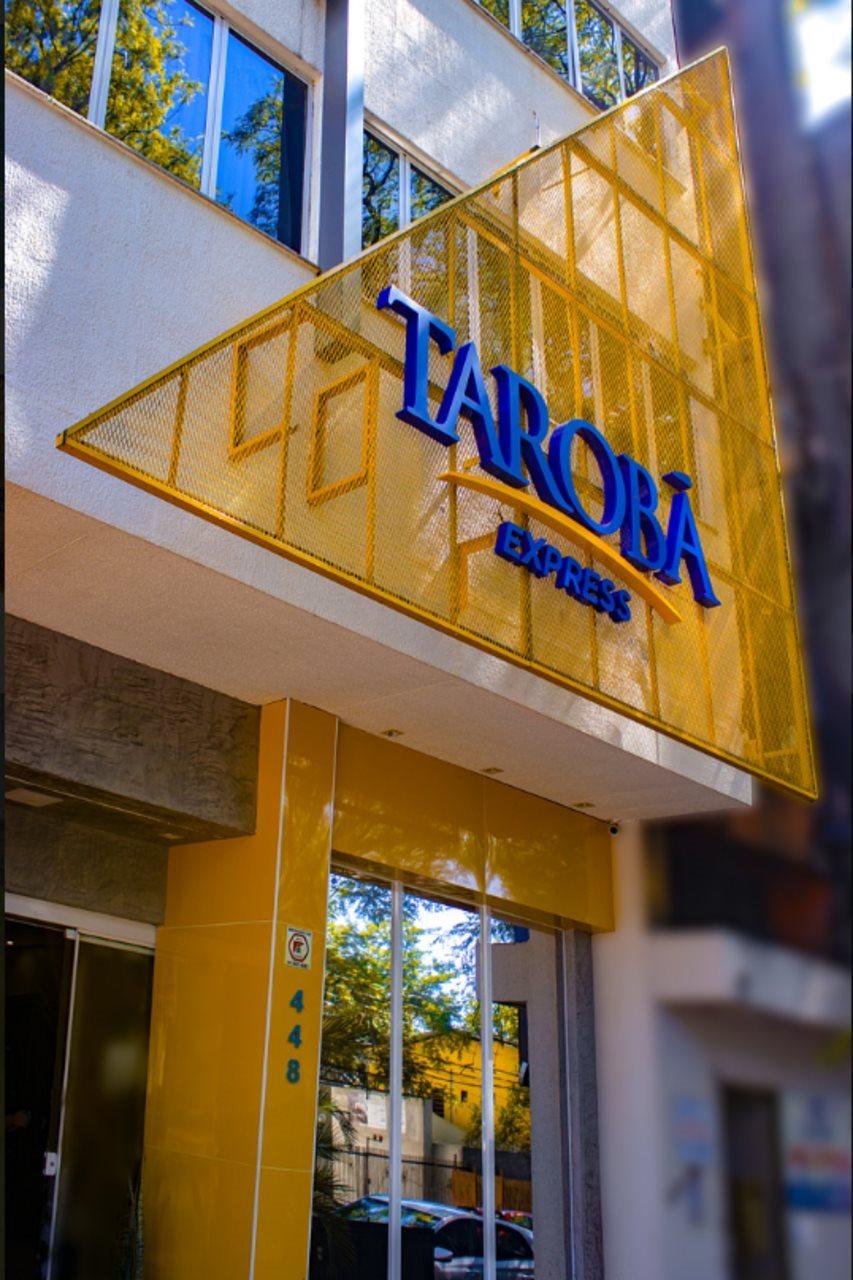 Отель Taroba Express Фос-ду-Игуасу Экстерьер фото